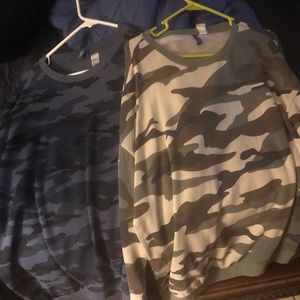 Never worn pair camouflage crew necks size medium m army urban